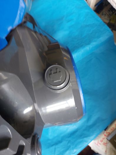 Morphy Richards Perform Air Vacuum Cleaner, Model No. 980520, 750W, AAARATED, in excellent condition, great suction