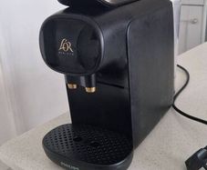 L'or Nesspresso Coffee Machine