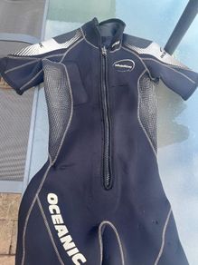 Semi dry diving wetsuit