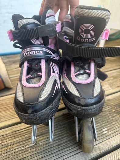 Gonex Inline Skates for Girls Boys Kids, Adjustable Light Up Roller Blades