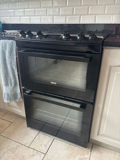 Zanussi free standing oven