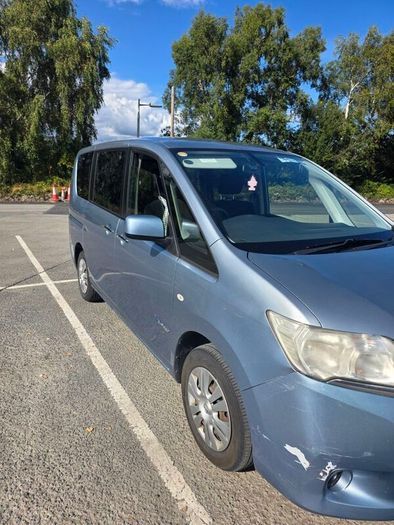 2013 Nissan Serena