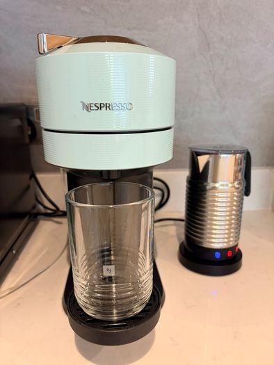 Nespresso Vertuo Pop Liberty Collection + Aeroccino Milk Frother Bundle  Excellent Condition