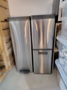 Pedal kitchen bin