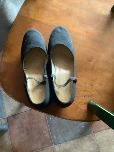 Dance shoes