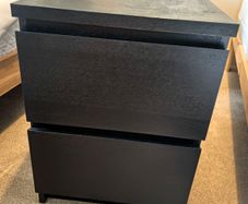 Bedside lockers(pair)