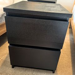 Bedside lockers(pair)