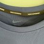 Mans nike top Image 4