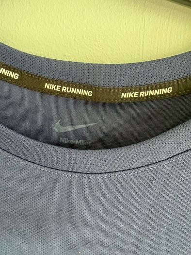 Mans nike top
