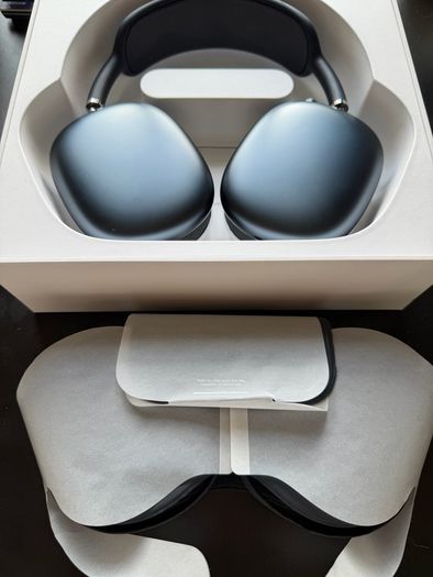 Apple AirPods Max USB-C Headphones Genuine with proof