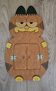 Garfield mirror