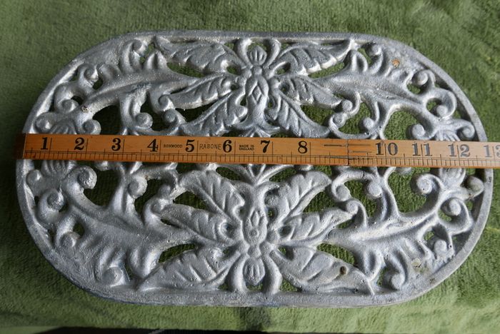 Vintage oval aluminum trivet French Vintage ByIsa