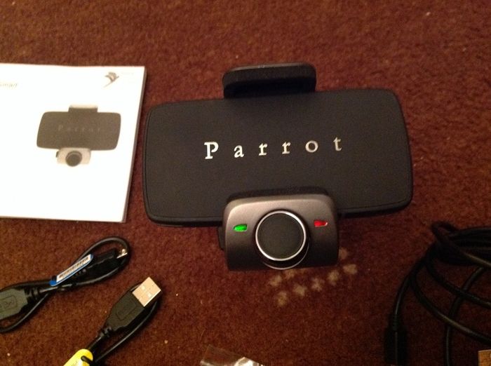 PARROT Smart Minikit Bluetooth Hands-Free Car Kit.