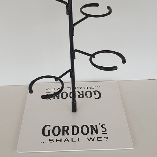 Gordon's Gin metal glass display stand holds 4 glasses