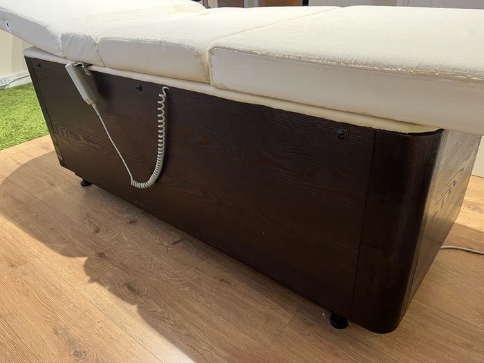 Electric Beauty / Massage Bed - Fully Functional