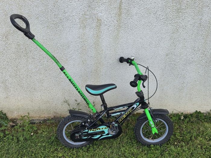 Kids bike