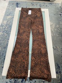 BNWT ladies trousers from Stradivarius