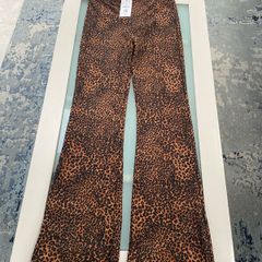 BNWT ladies trousers from Stradivarius