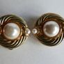 Vintage Gold Rope Edge and Pearl Earrings Image 6