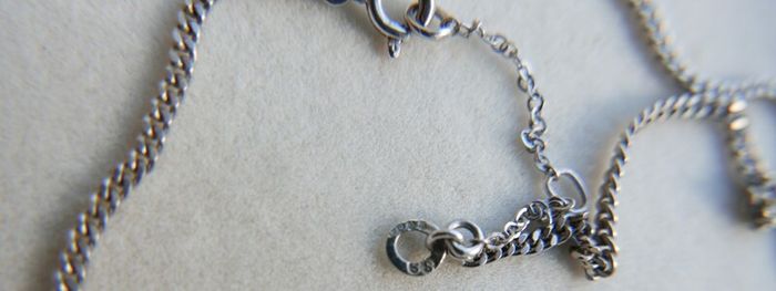 Vintage Circa 1990s 18k white Gold 750 Natural Diamonds and Sapphire Decorated Necklace L 13,5" - 10,80g