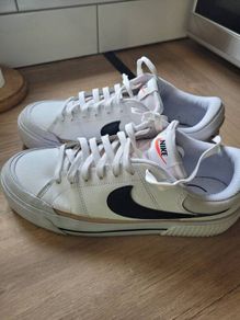 Nike Court Legacy Lift