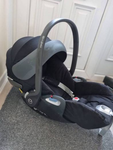 Cybex platinum Z isize car seat