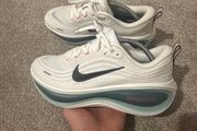 Nike Vomero Plus UK7