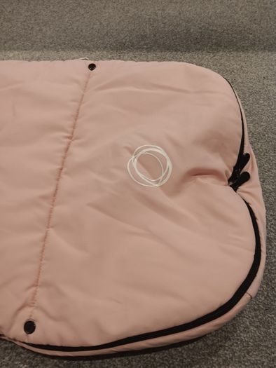 Pink muff Bugaboo bee