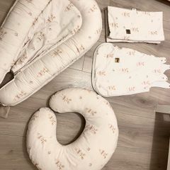 baby cocoon, sleep bag, blanket, feeding pillow