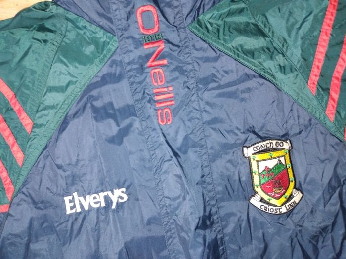 Kids Mayo GAA Rain Jacket - Excellent Condition -  Gaelic Football Hurling Maigh Eo Connacht  O'Neills Wind Breaker Training Jersey Boys Girls Youths Kids Childs Childrens