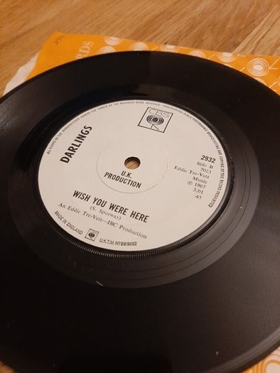 Darlings Saturday Town 7" Promo with Press sheet