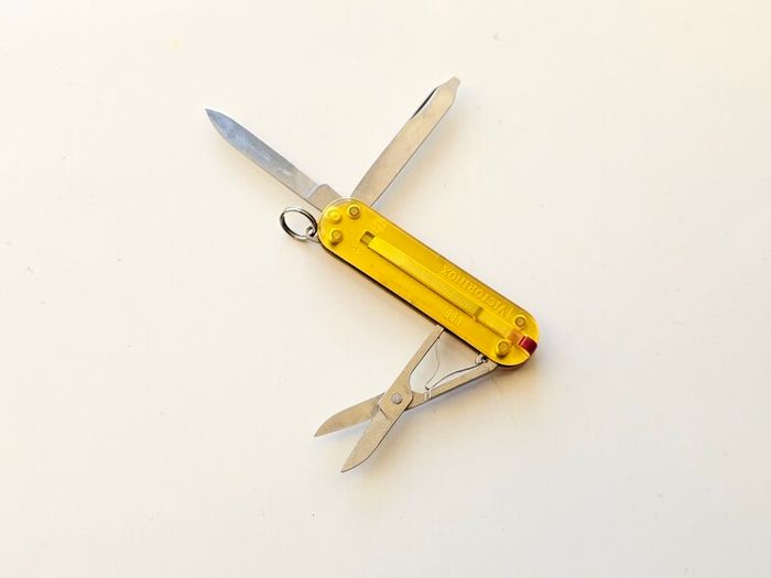 Victorinox Classic Sd 58mm Swiss Army Knife Keychain tool