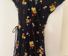 Ladies Dress size 8