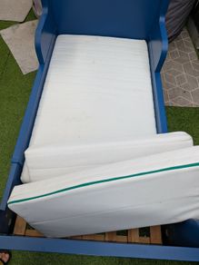 Ikea Busunge extendable bed