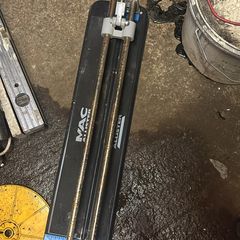 tile cutter