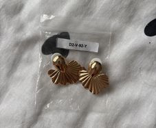 Ear rings