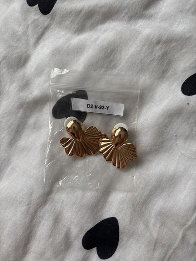 Ear rings
