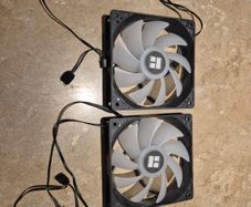 Thermalright TL-C12C-5 PC fans