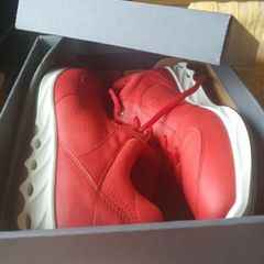 Ladies shoes