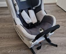 Free car seat