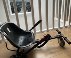 Hoverboard seat attachment