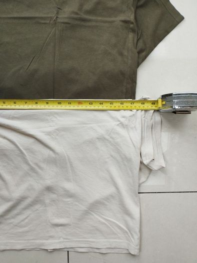 T-Shirts XS "Divided'