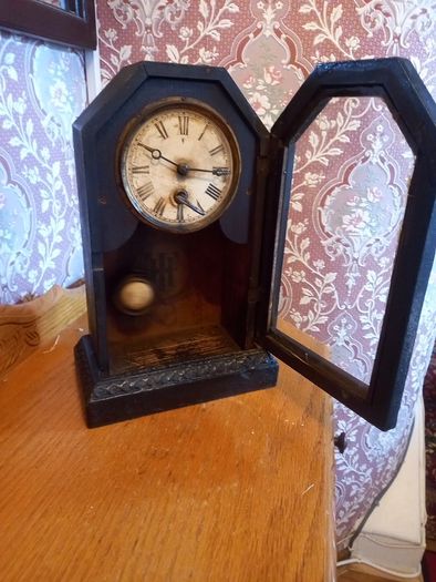 This is a E.Ingraham Matel time piece