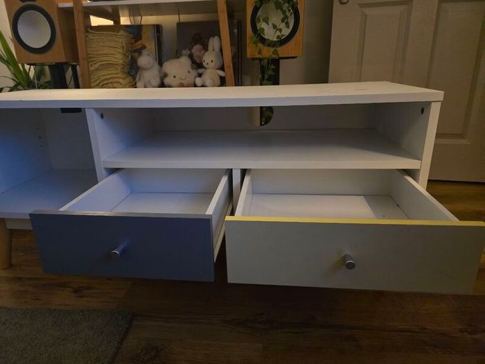 TV Unit