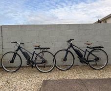 2x Bosch Motor Carrera Crossfuse Electric Bikes