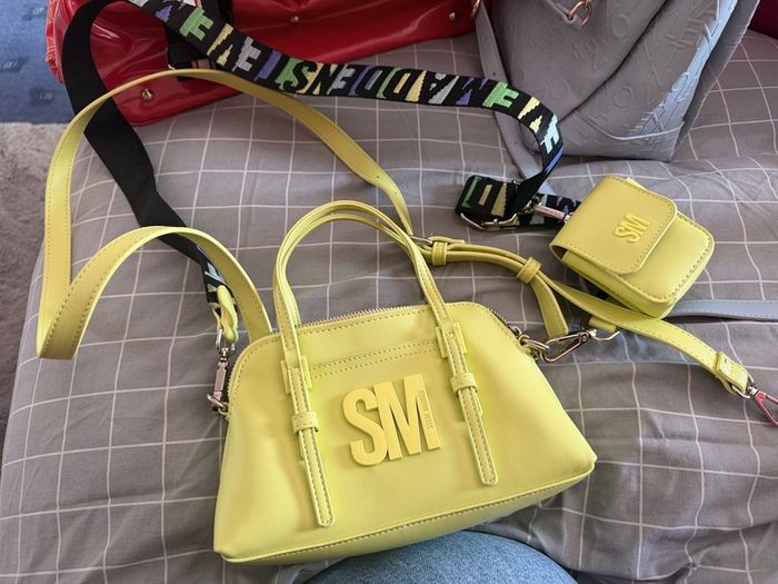 Bag bundle