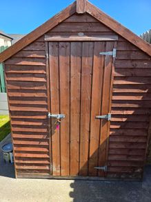 Wooden shed, 8x6