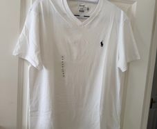 New Polo Ralph Lauren Men's V-Neck T-Shirt in White - size medium
