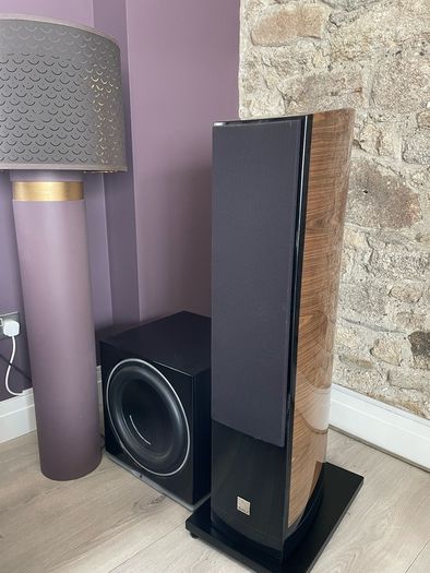 REDUCED - Stunning HiFi - Devialet and Dali