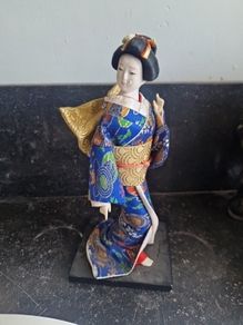 Geisha doll